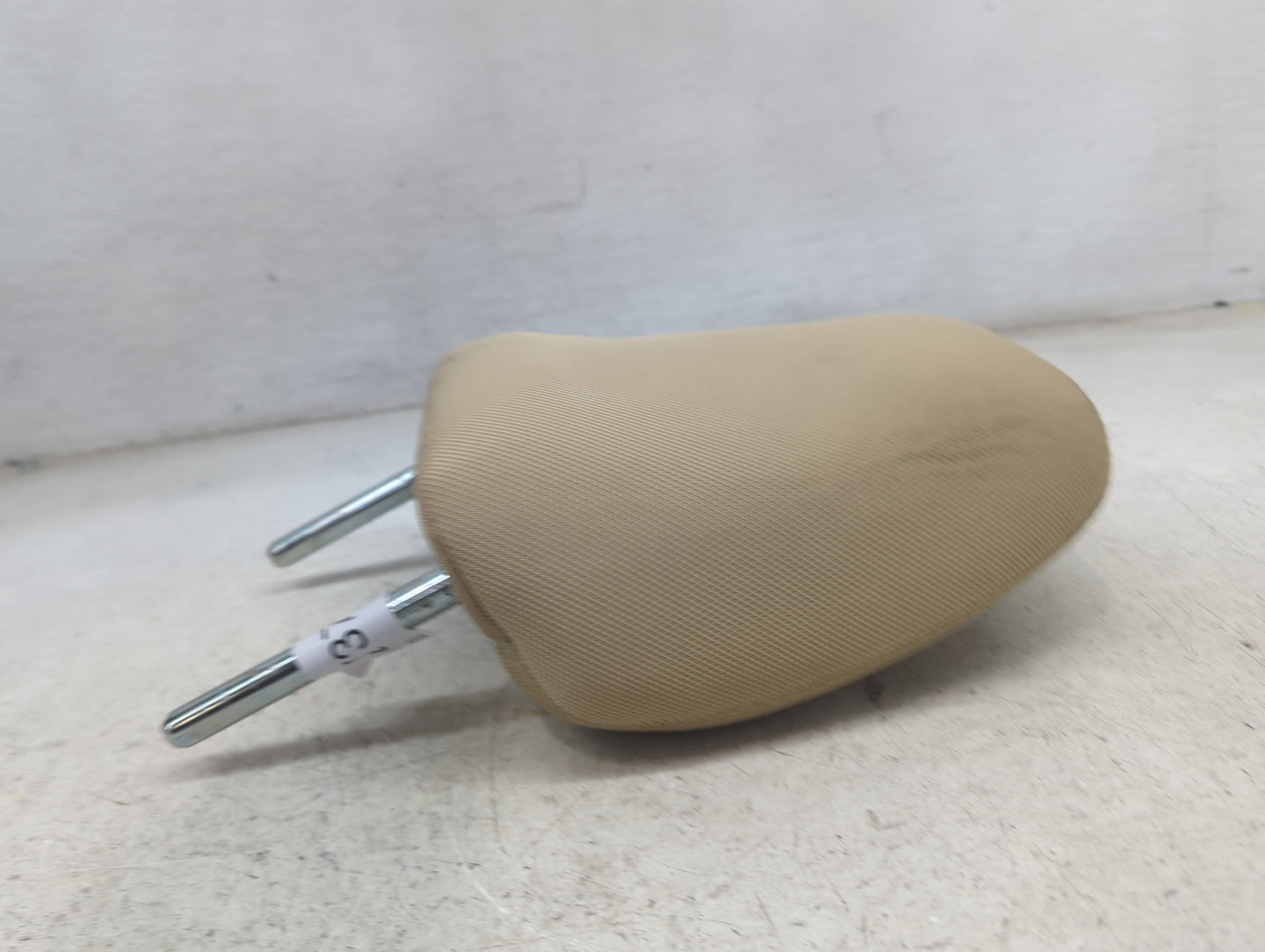 2018 Toyota Corolla Headrest Head Rest Front Driver Seat Tan - Oemusedautoparts1.com