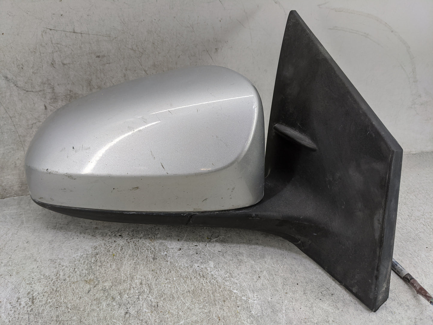 2014-2019 Toyota Corolla Passenger Side View Mirror - Right Door Mirror OEM Used - Oemusedautoparts1.com