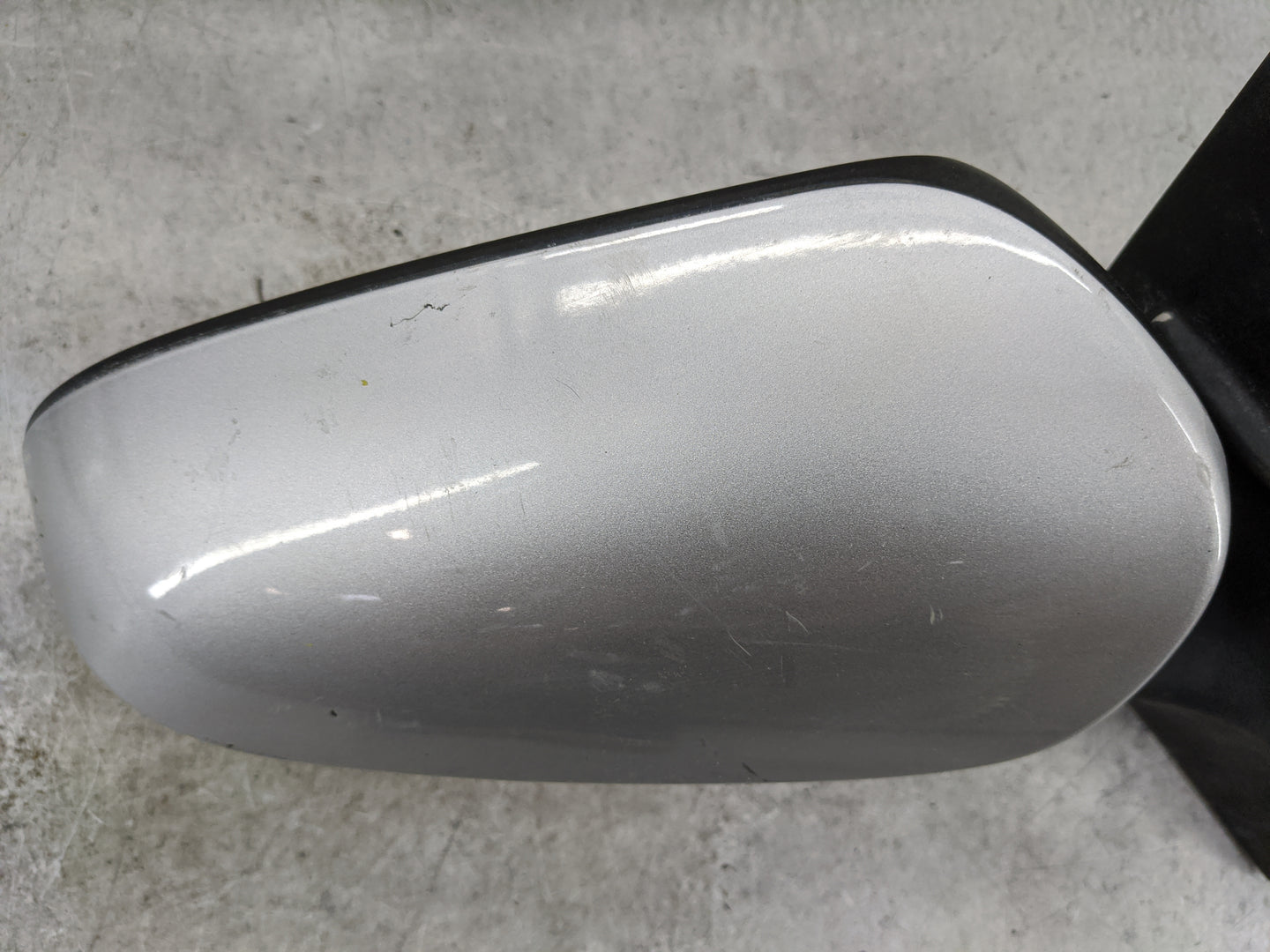 2014-2019 Toyota Corolla Passenger Side View Mirror - Right Door Mirror OEM Used - Oemusedautoparts1.com