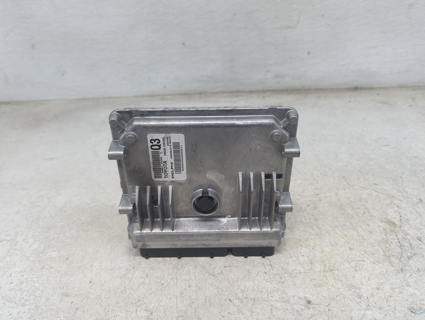 2007-2008 Toyota Corolla PCM Engine Control Computer ECU ECM PCU OEM P/N:89661-02Q92 28599903 Fits Fits 2007 2008 OEM Used A