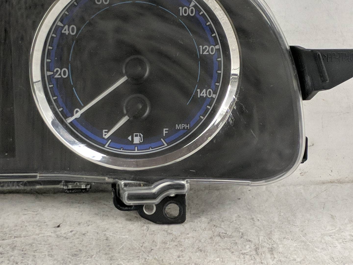 2018-2019 Toyota Corolla Instrument Cluster Speedometer Gauges P/N:83800-F2U60-00 TN157580-9360 Miles: Fits Fits 2018 2019 O