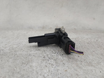 compare product 2009-2019 Toyota Corolla Mass Air Flow Meter Maf 1485414