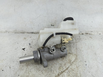 compare product Toyota Corolla Brake Master Cylinder 1490546