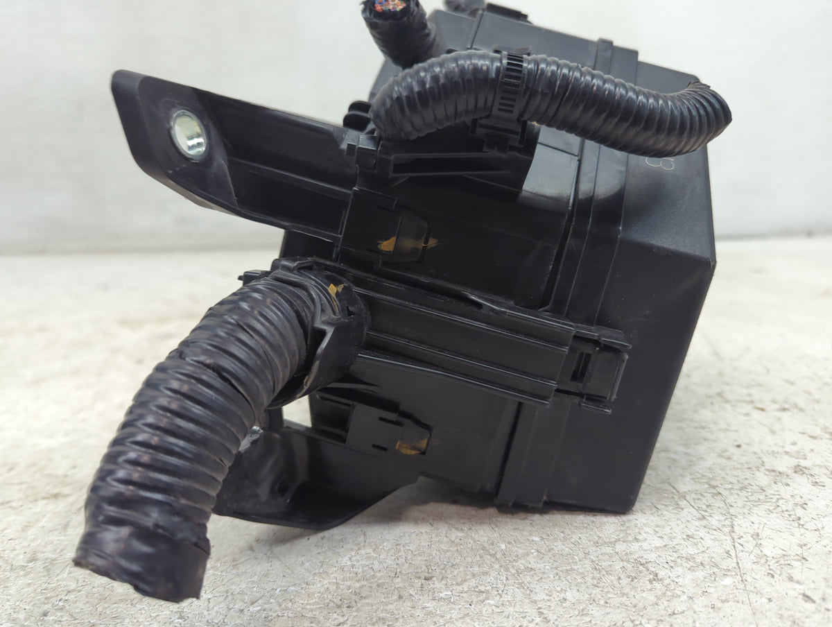 2018 Toyota Corolla Fusebox Fuse Box Panel Relay Module P/N:82641-47050-A 7G31-0600 Fits Fits 2019 2020 2021 2022 OEM Used A