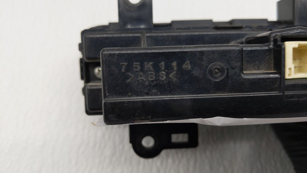 2014-2019 Toyota Corolla Climate Control Module Temperature AC/Heater Replacement P/N:55406-02470 55900-02500 Fits OEM Used 