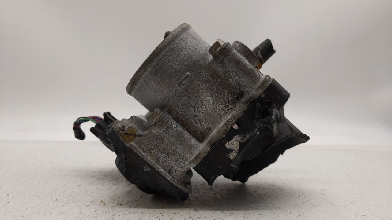 2011-2018 Toyota Corolla Throttle Body P/N:22030-0T080 Fits Fits 2011 2012 2013 2014 2015 2016 2017 2018 OEM Used Auto Parts