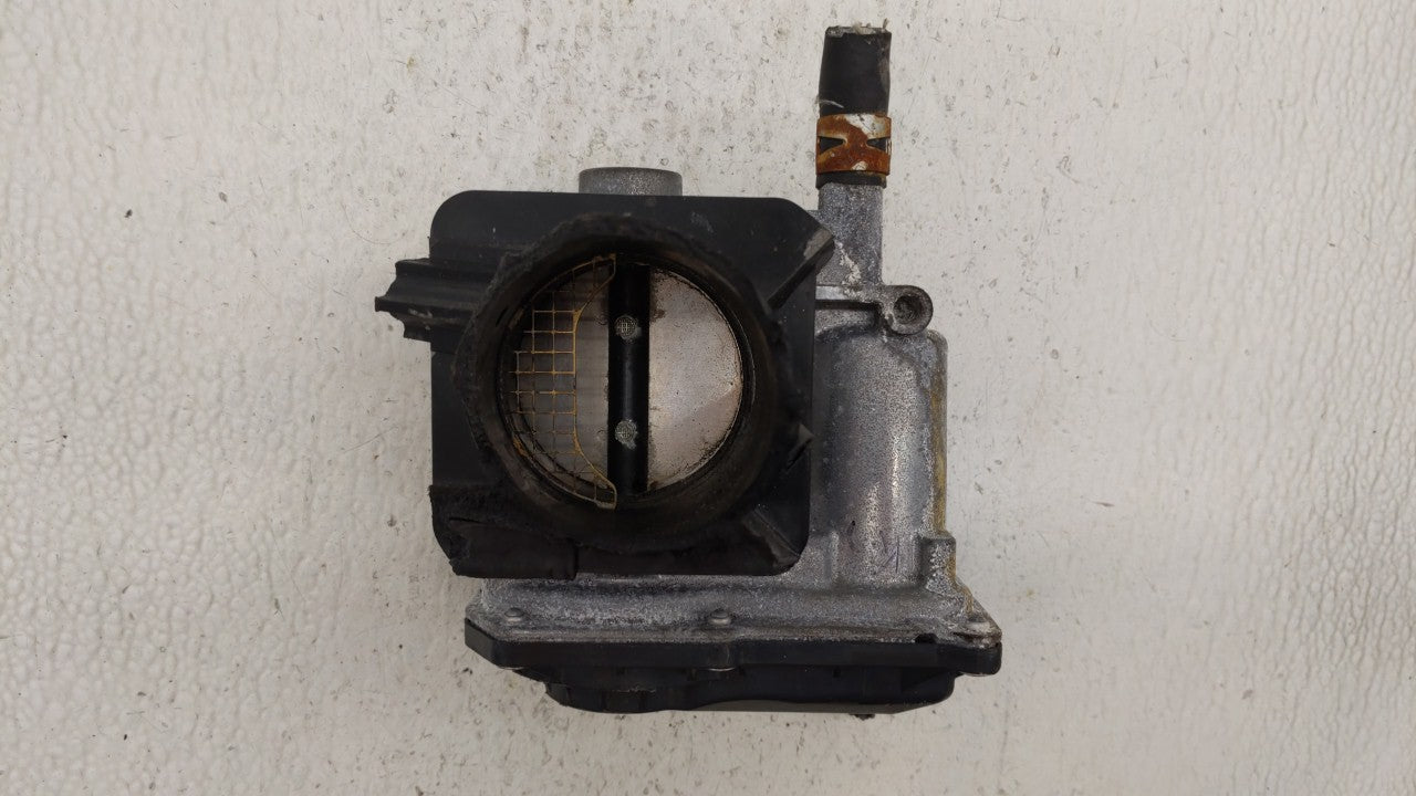 2011-2018 Toyota Corolla Throttle Body P/N:22030-0T080 Fits Fits 2011 2012 2013 2014 2015 2016 2017 2018 OEM Used Auto Parts