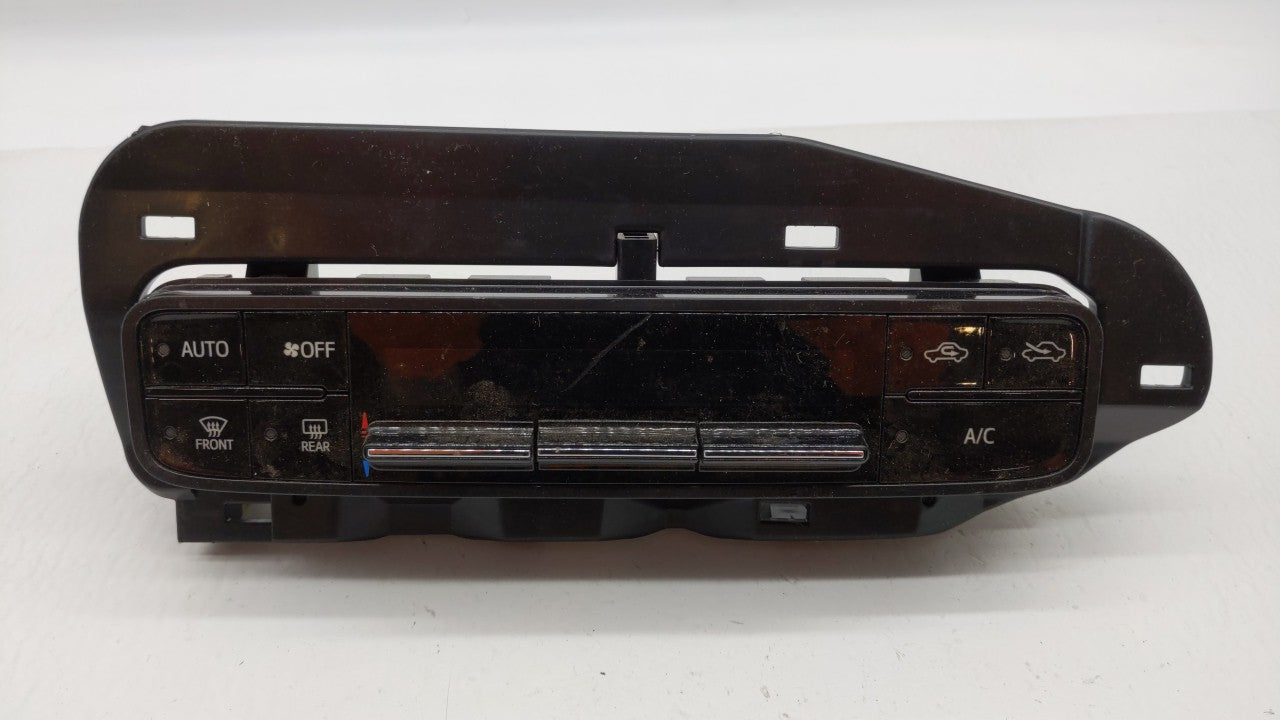 2017-2019 Toyota Corolla Climate Control Module Temperature AC/Heater Replacement P/N:55468-02060 Fits Fits 2017 2018 2019 O