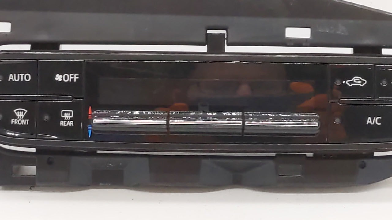 2017-2019 Toyota Corolla Climate Control Module Temperature AC/Heater Replacement P/N:55468-02060 Fits Fits 2017 2018 2019 O