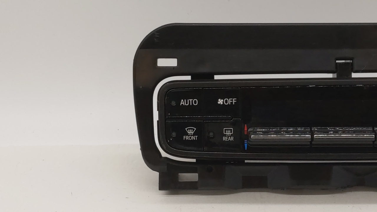 2017-2019 Toyota Corolla Climate Control Module Temperature AC/Heater Replacement P/N:55468-02060 Fits Fits 2017 2018 2019 O