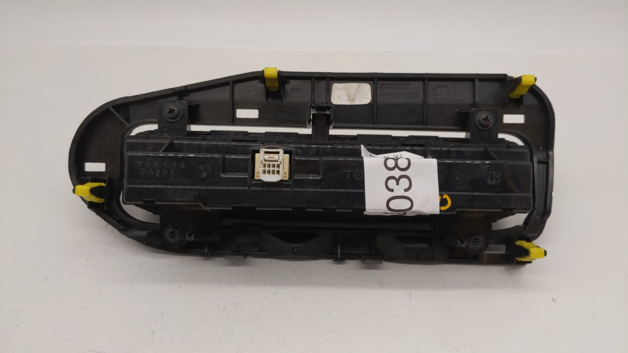 2017-2019 Toyota Corolla Climate Control Module Temperature AC/Heater Replacement P/N:55468-02060 Fits Fits 2017 2018 2019 O