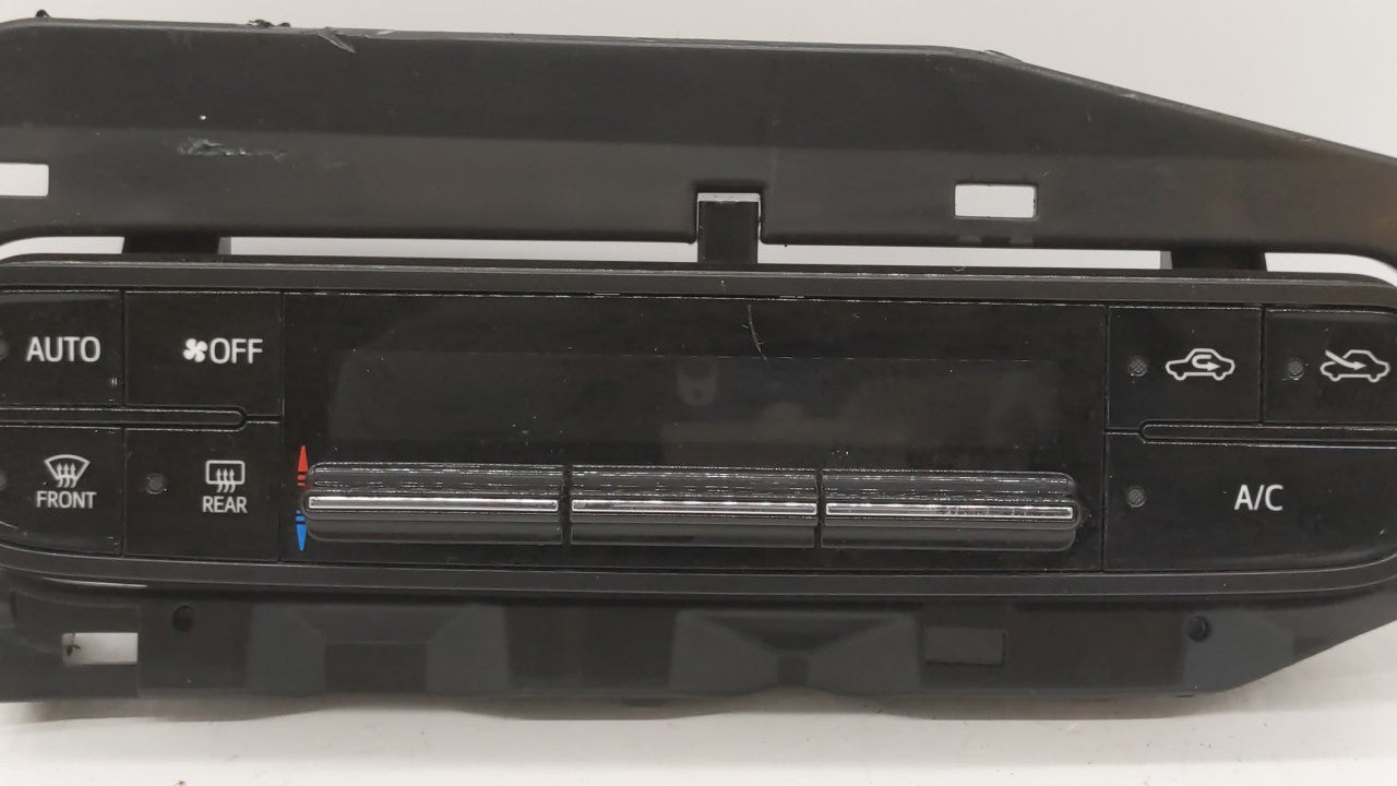 2017-2019 Toyota Corolla Climate Control Module Temperature AC/Heater Replacement P/N:55468-02060 Fits Fits 2017 2018 2019 O