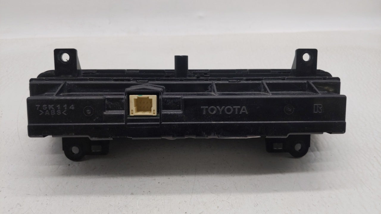 2017-2019 Toyota Corolla Climate Control Module Temperature AC/Heater Replacement P/N:55468-02060 Fits Fits 2017 2018 2019 O