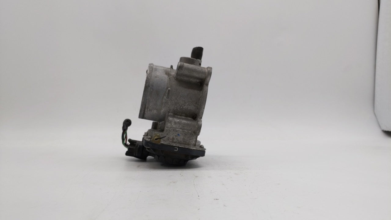 2011-2018 Toyota Corolla Throttle Body P/N:22030-0T080 Fits Fits 2011 2012 2013 2014 2015 2016 2017 2018 OEM Used Auto Parts