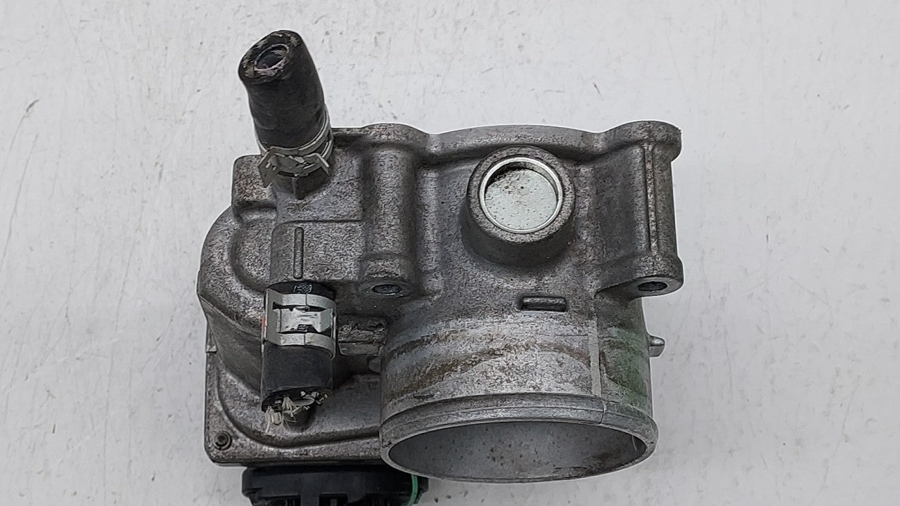 2011-2018 Toyota Corolla Throttle Body P/N:22030-0T080 Fits Fits 2011 2012 2013 2014 2015 2016 2017 2018 OEM Used Auto Parts