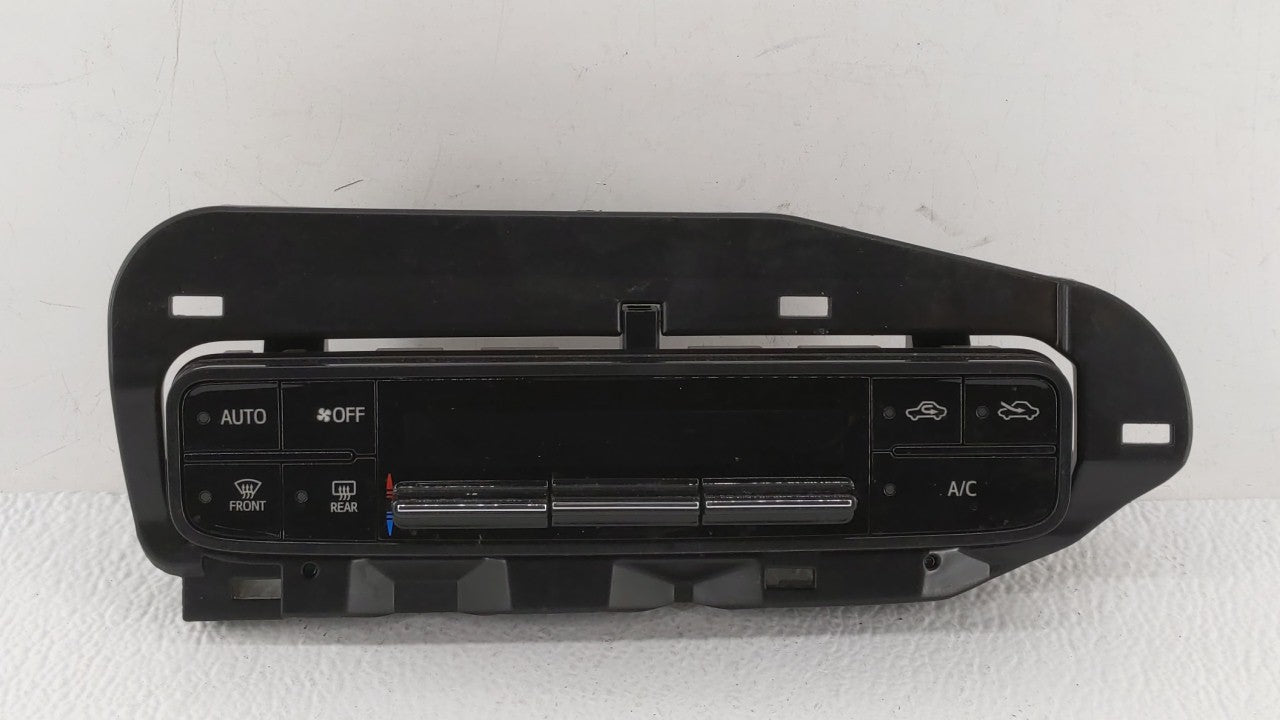 2017-2019 Toyota Corolla Climate Control Module Temperature AC/Heater Replacement P/N:55900-02A30 55468-02060 Fits OEM Used 