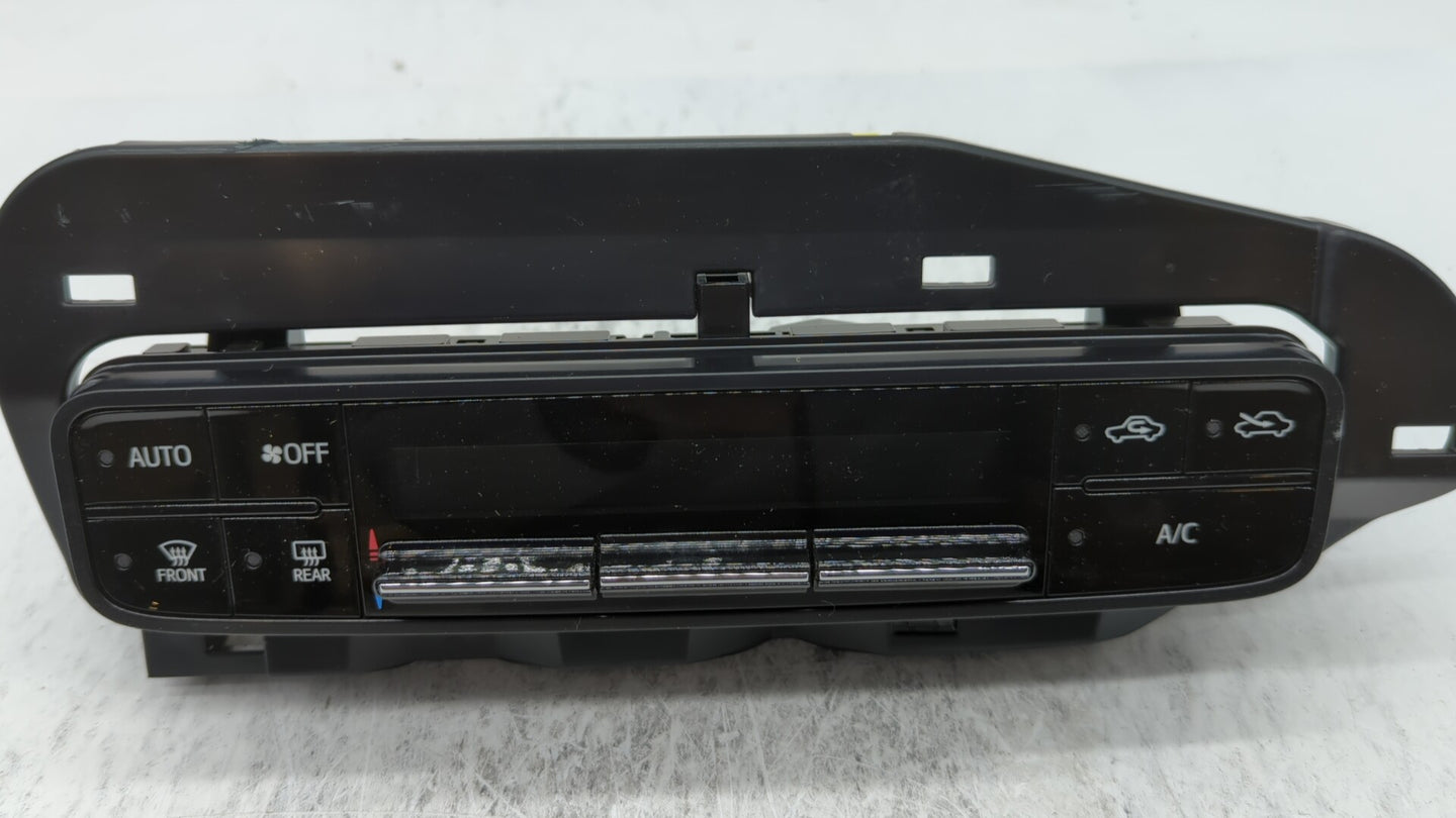 2017-2019 Toyota Corolla Climate Control Module Temperature AC/Heater Replacement P/N:55900-02A30 55468-02060 Fits OEM Used 