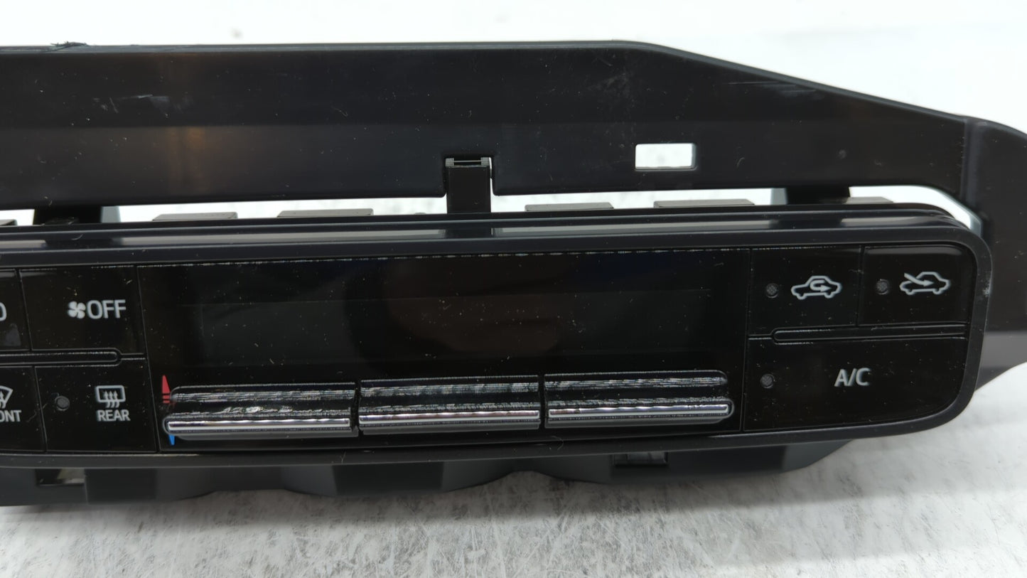 2017-2019 Toyota Corolla Climate Control Module Temperature AC/Heater Replacement P/N:55900-02A30 55468-02060 Fits OEM Used 