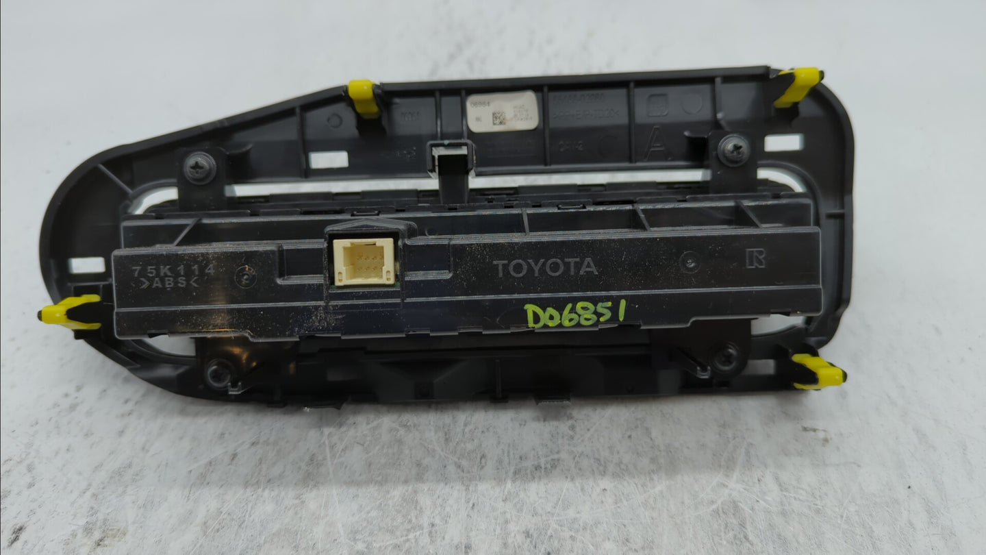 2017-2019 Toyota Corolla Climate Control Module Temperature AC/Heater Replacement P/N:55900-02A30 55468-02060 Fits OEM Used 