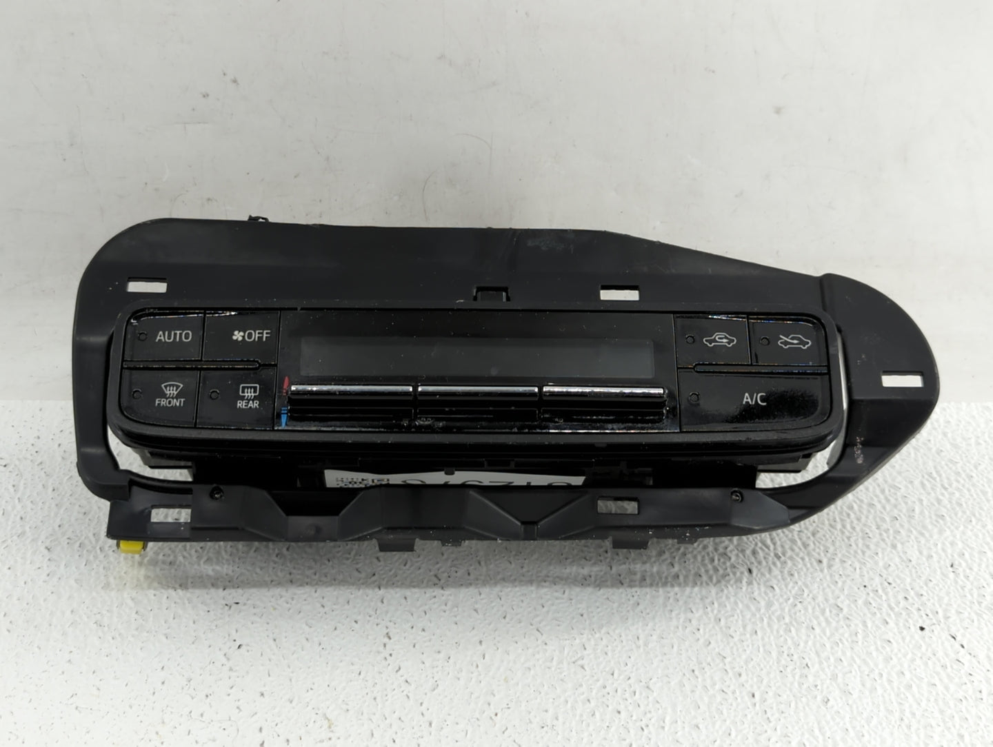 2017-2019 Toyota Corolla Climate Control Module Temperature AC/Heater Replacement P/N:55900-02A30 55468-02060 Fits OEM Used 