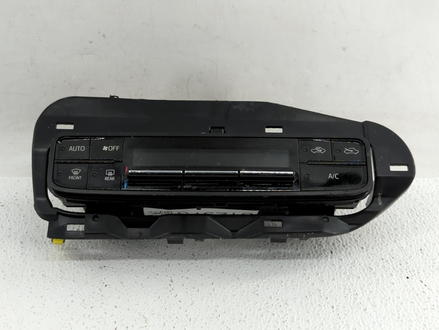 2017-2019 Toyota Corolla Climate Control Module Temperature AC/Heater Replacement P/N:55900-02A30 55468-02060 Fits OEM Used 