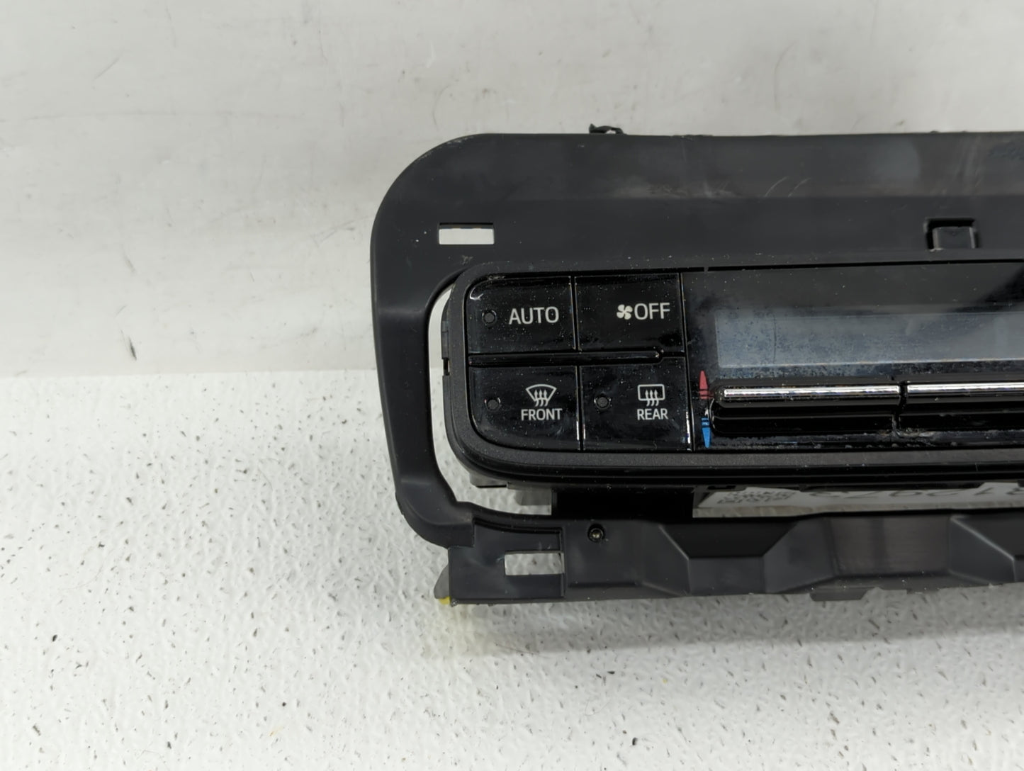 2017-2019 Toyota Corolla Climate Control Module Temperature AC/Heater Replacement P/N:55900-02A30 55468-02060 Fits OEM Used 