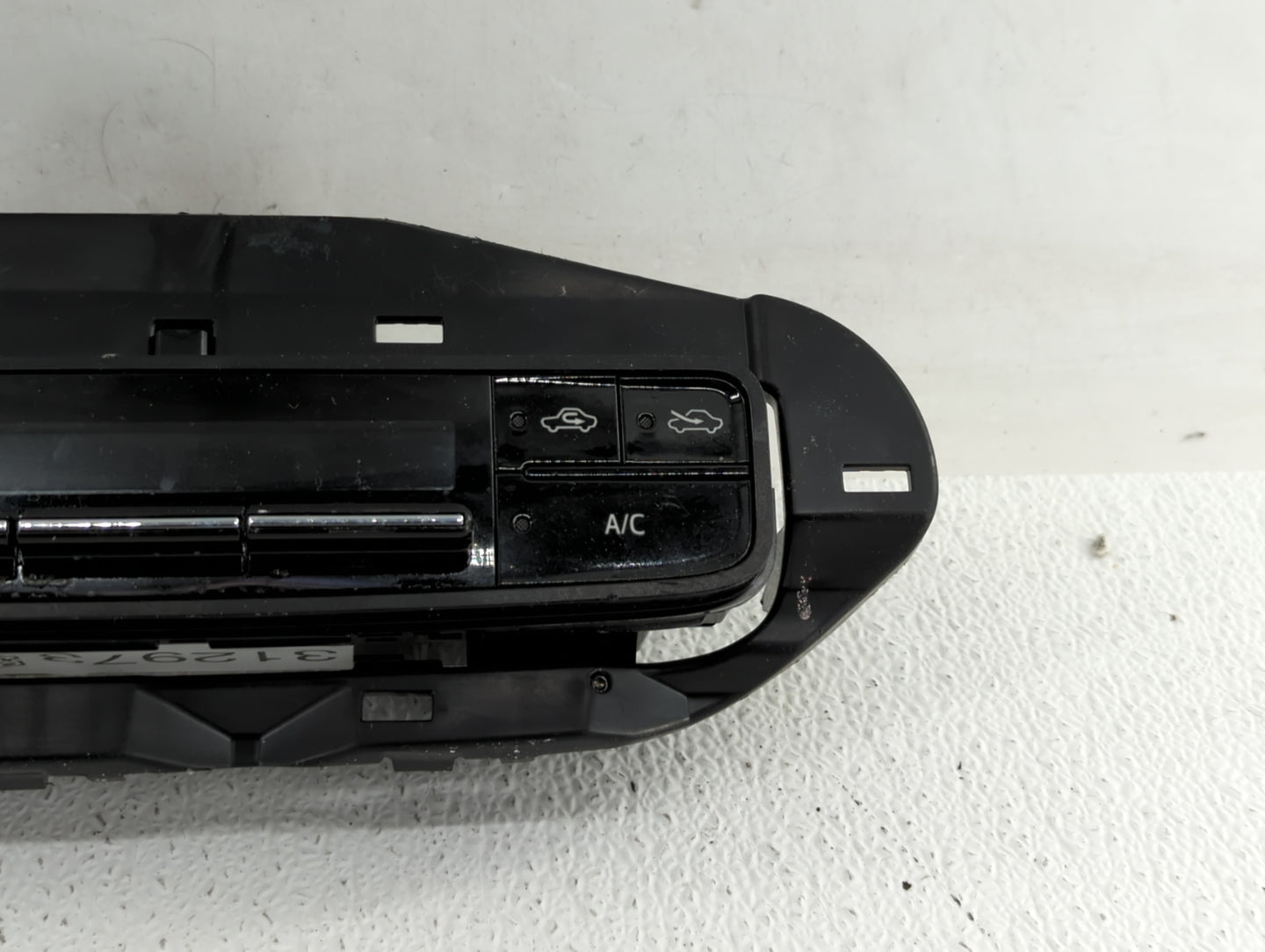 2017-2019 Toyota Corolla Climate Control Module Temperature AC/Heater Replacement P/N:55900-02A30 55468-02060 Fits OEM Used 