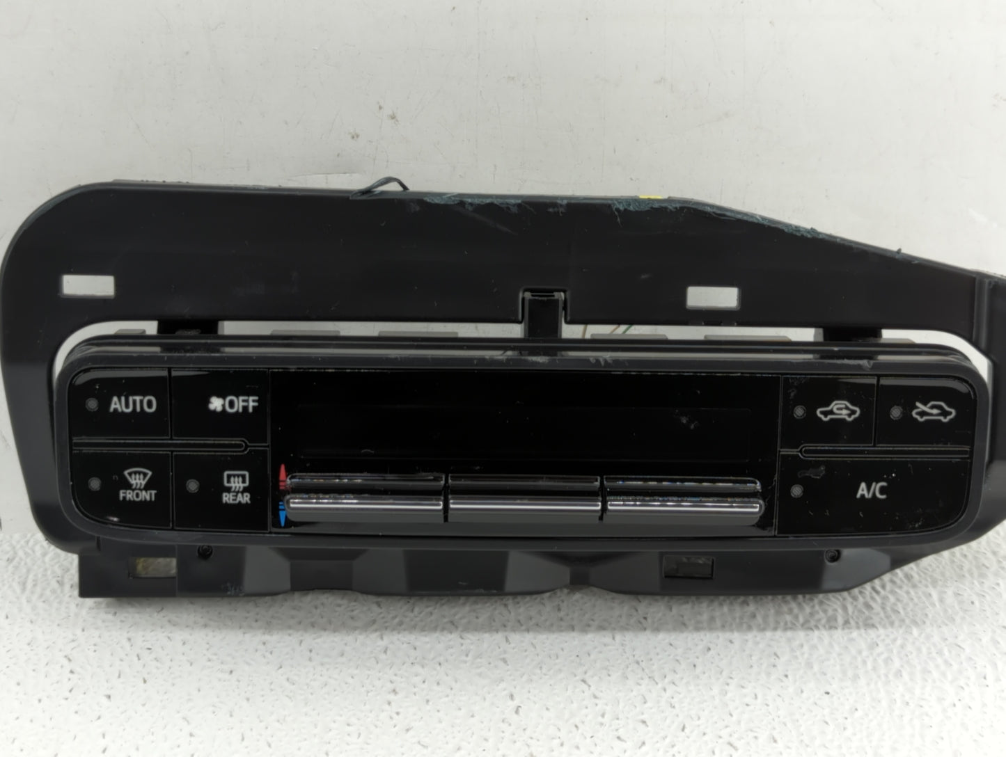 2017-2019 Toyota Corolla Climate Control Module Temperature AC/Heater Replacement P/N:55900-02A30 55468-02060 Fits OEM Used 