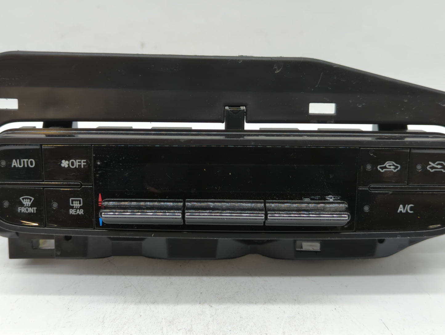 2017-2019 Toyota Corolla Climate Control Module Temperature AC/Heater Replacement P/N:55900-02A30 55468-02060 Fits OEM Used 