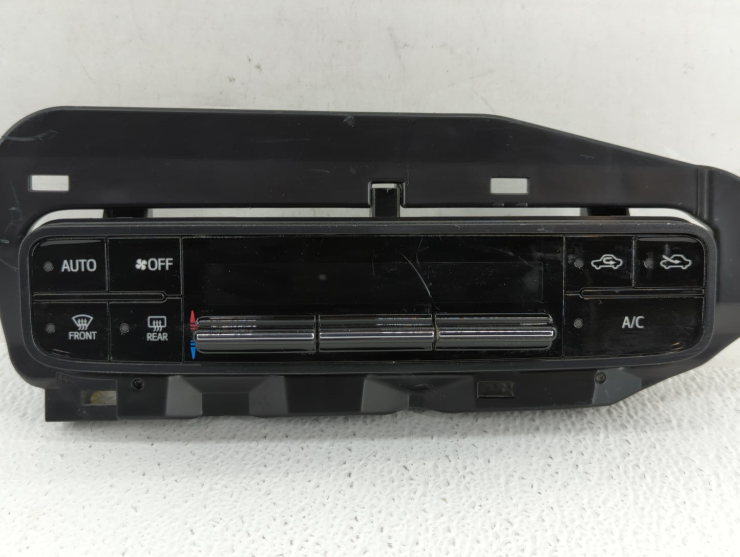 2017-2019 Toyota Corolla Climate Control Module Temperature AC/Heater Replacement P/N:55900-02A30 55468-02060 Fits OEM Used 