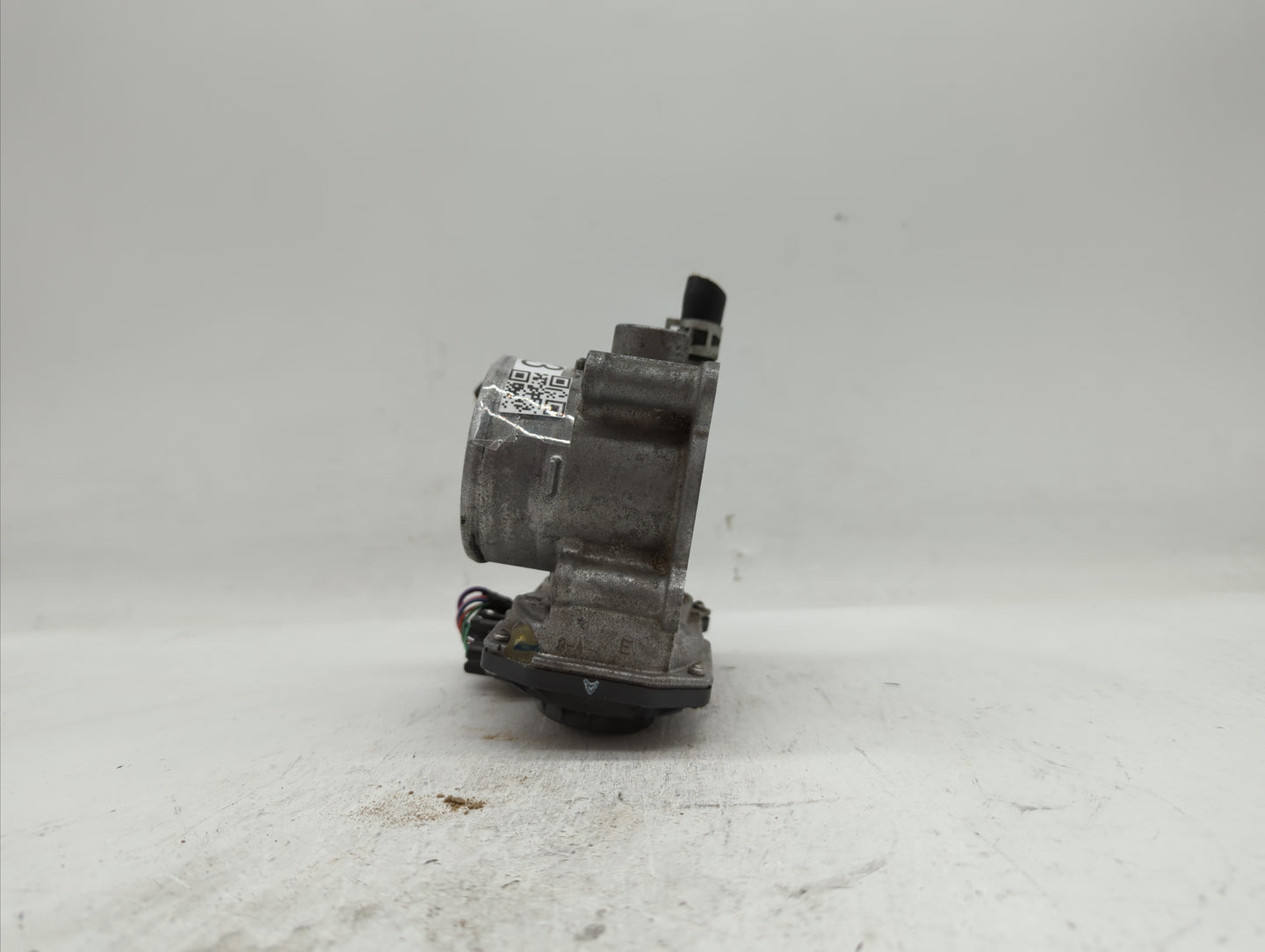 2011-2019 Toyota Corolla Throttle Body P/N:22030-0T080 Fits Fits 2011 2012 2013 2014 2015 2016 2017 2018 2019 OEM Used Auto 