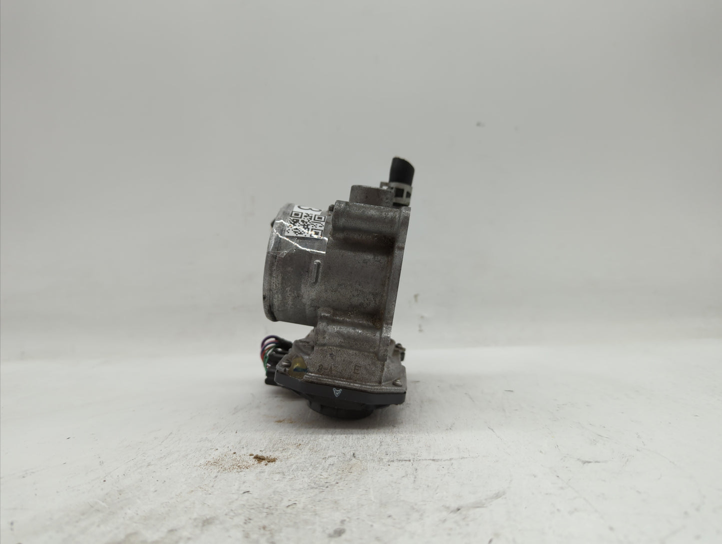 2011-2019 Toyota Corolla Throttle Body P/N:22030-0T080 Fits Fits 2011 2012 2013 2014 2015 2016 2017 2018 2019 OEM Used Auto 