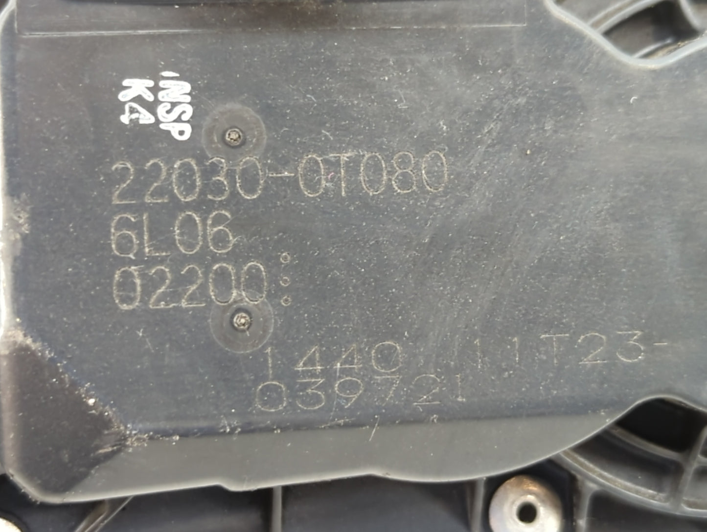 2011-2018 Toyota Corolla Throttle Body P/N:22030-0T080 Fits Fits 2011 2012 2013 2014 2015 2016 2017 2018 OEM Used Auto Parts
