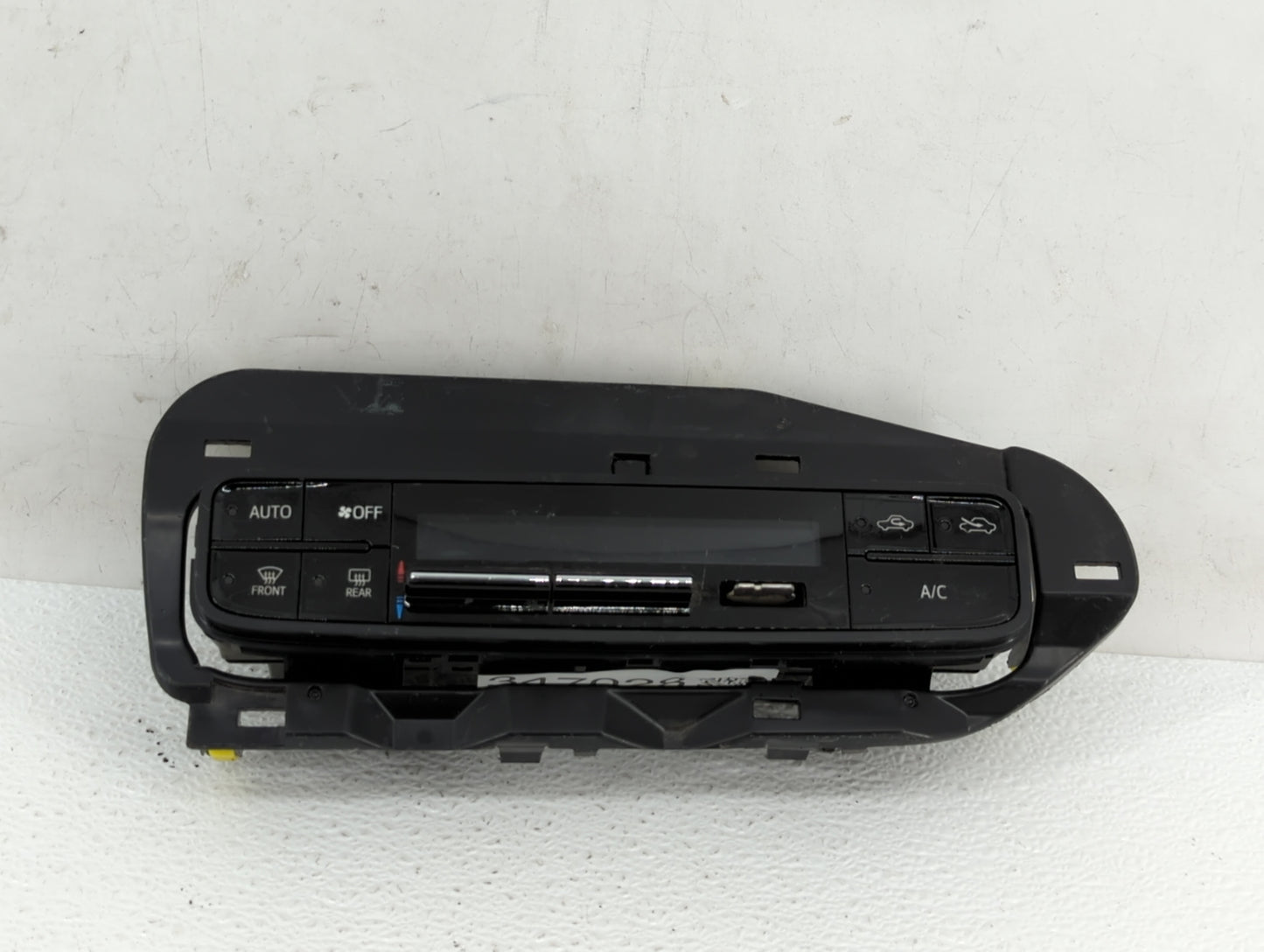 2017-2019 Toyota Corolla Climate Control Module Temperature AC/Heater Replacement P/N:06964 55900-02A30 Fits Fits 2017 2018 