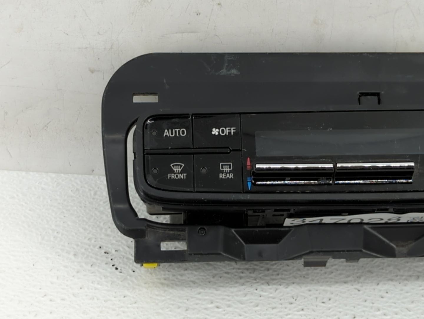 2017-2019 Toyota Corolla Climate Control Module Temperature AC/Heater Replacement P/N:06964 55900-02A30 Fits Fits 2017 2018 