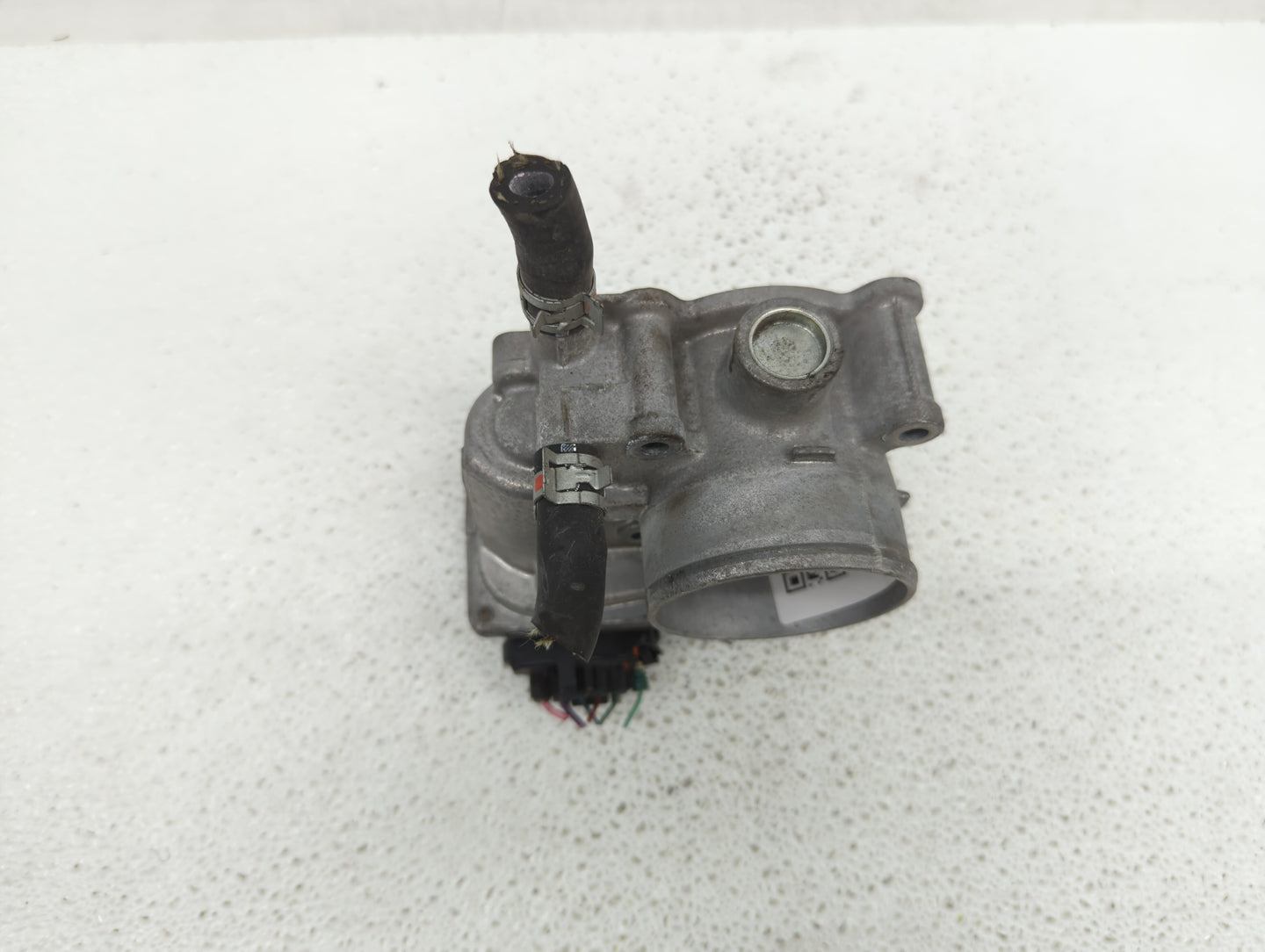 2011-2018 Toyota Corolla Throttle Body P/N:22030-0T080 Fits Fits 2011 2012 2013 2014 2015 2016 2017 2018 OEM Used Auto Parts