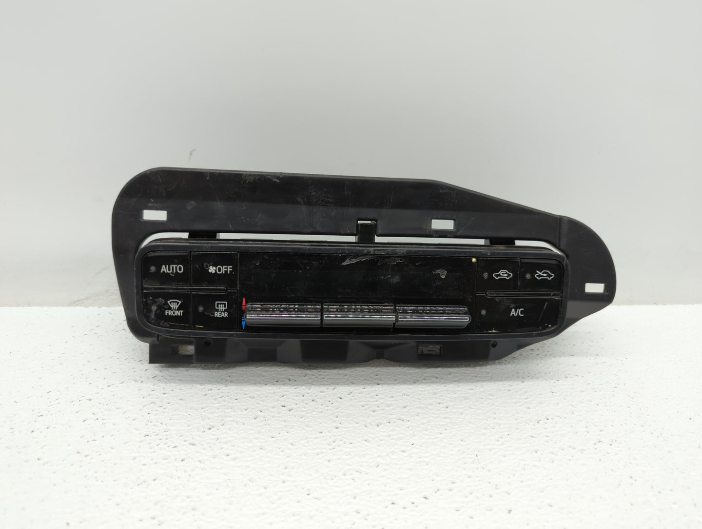 2017-2019 Toyota Corolla Climate Control Module Temperature AC/Heater Replacement P/N:06964 55900-02A30 Fits Fits 2017 2018 