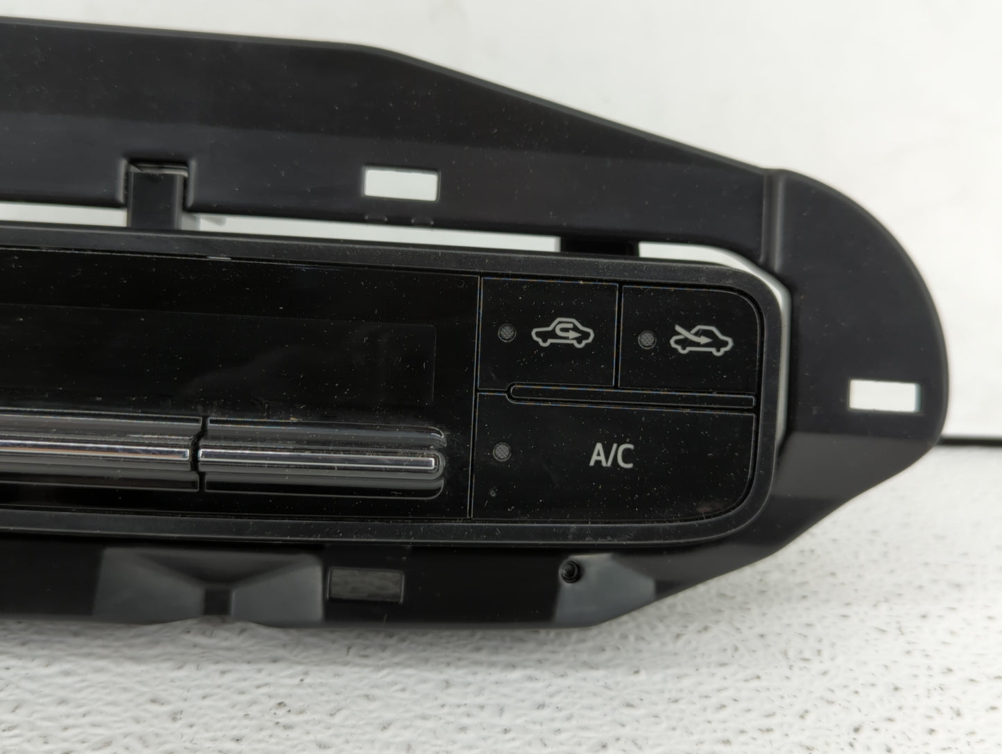 2017-2019 Toyota Corolla Climate Control Module Temperature AC/Heater Replacement P/N:06964 55900-02A30 Fits Fits 2017 2018 