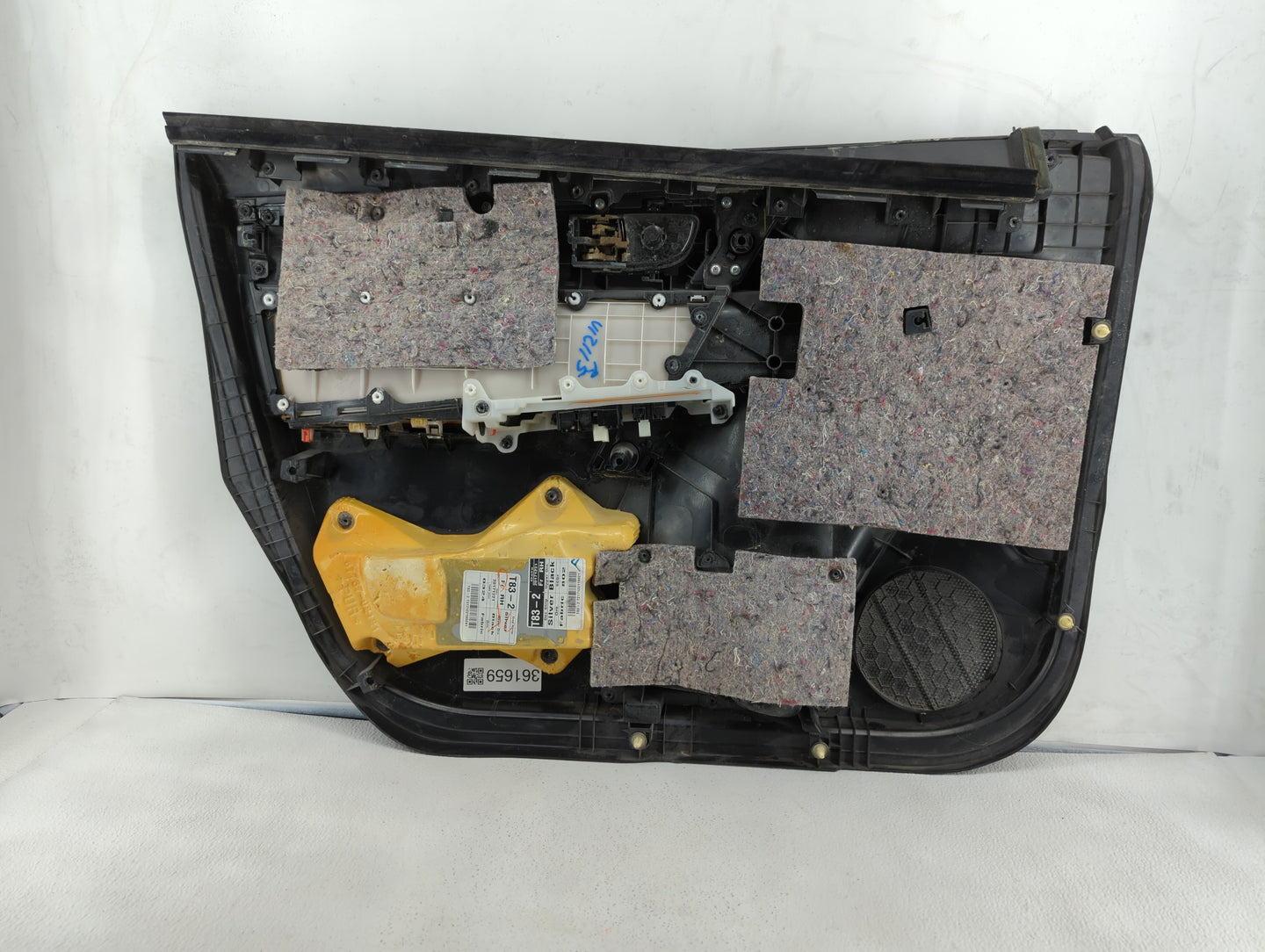 2018 Toyota Corolla Front Right Passenger Interior Door Panel Trim - Oemusedautoparts1.com