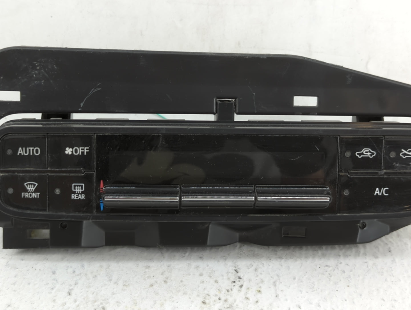 2017-2019 Toyota Corolla Climate Control Module Temperature AC/Heater Replacement P/N:06964 55900-02A30 Fits Fits 2017 2018 