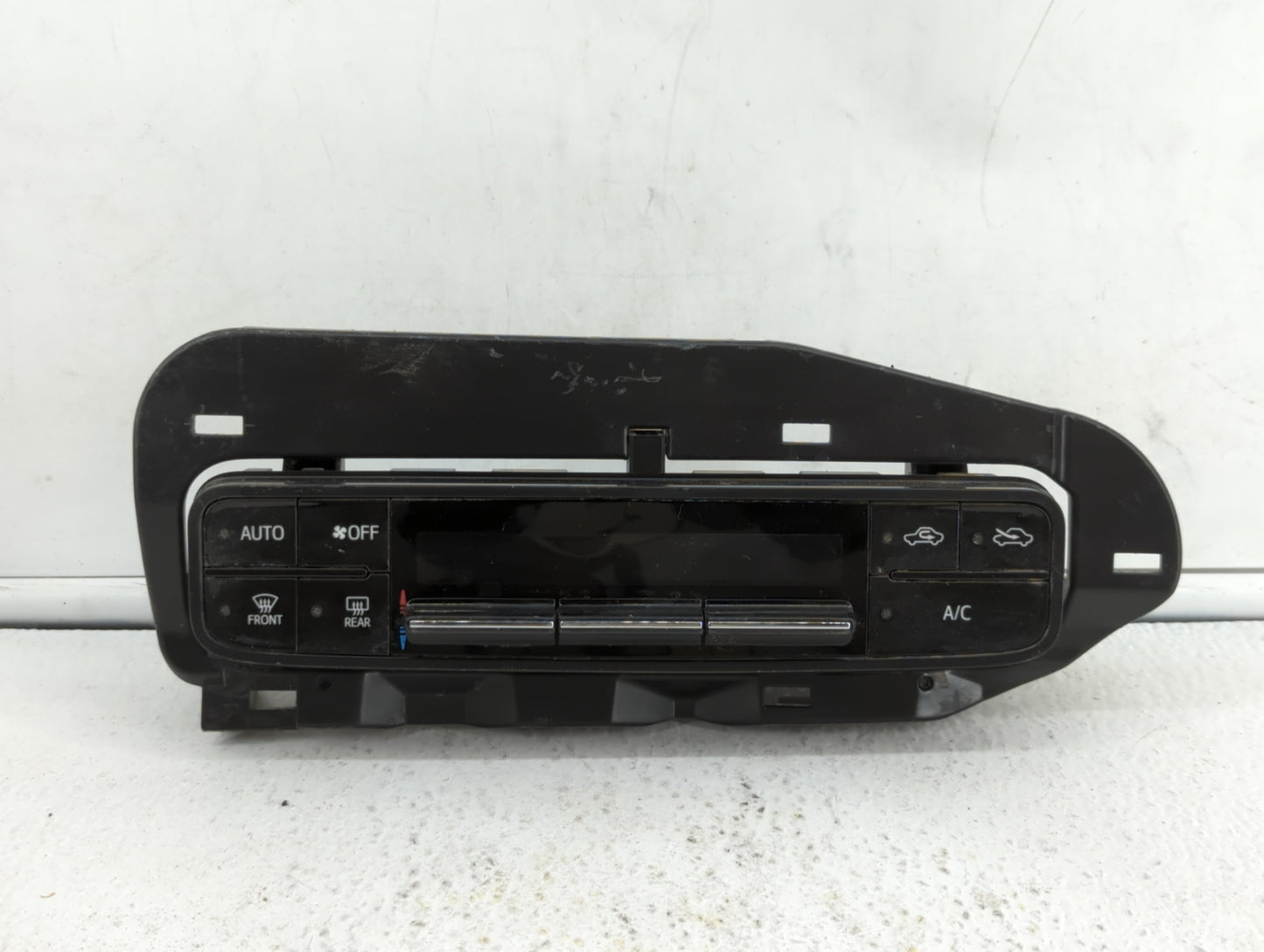 2017-2019 Toyota Corolla Climate Control Module Temperature AC/Heater Replacement P/N:06964 55900-02A30 Fits Fits 2017 2018 