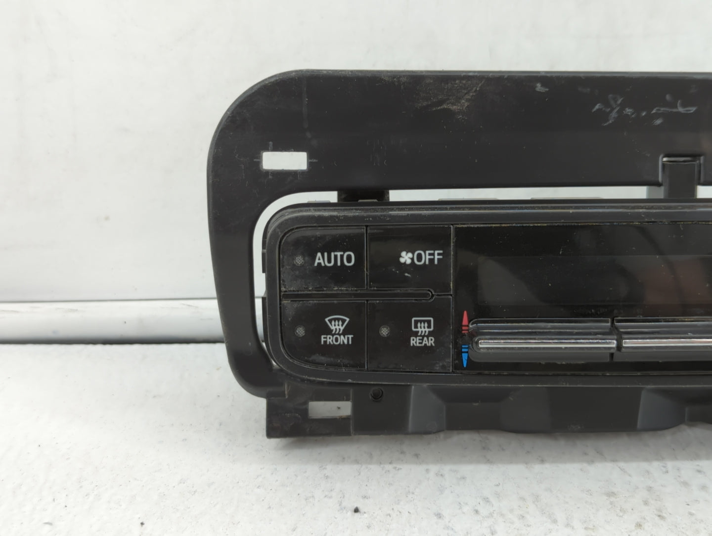 2017-2019 Toyota Corolla Climate Control Module Temperature AC/Heater Replacement P/N:06964 55900-02A30 Fits Fits 2017 2018 