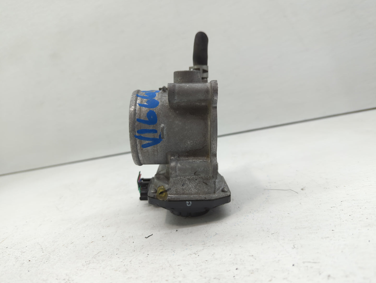 2011-2019 Toyota Corolla Throttle Body P/N:22030-0T080 Fits Fits 2011 2012 2013 2014 2015 2016 2017 2018 2019 OEM Used Auto 
