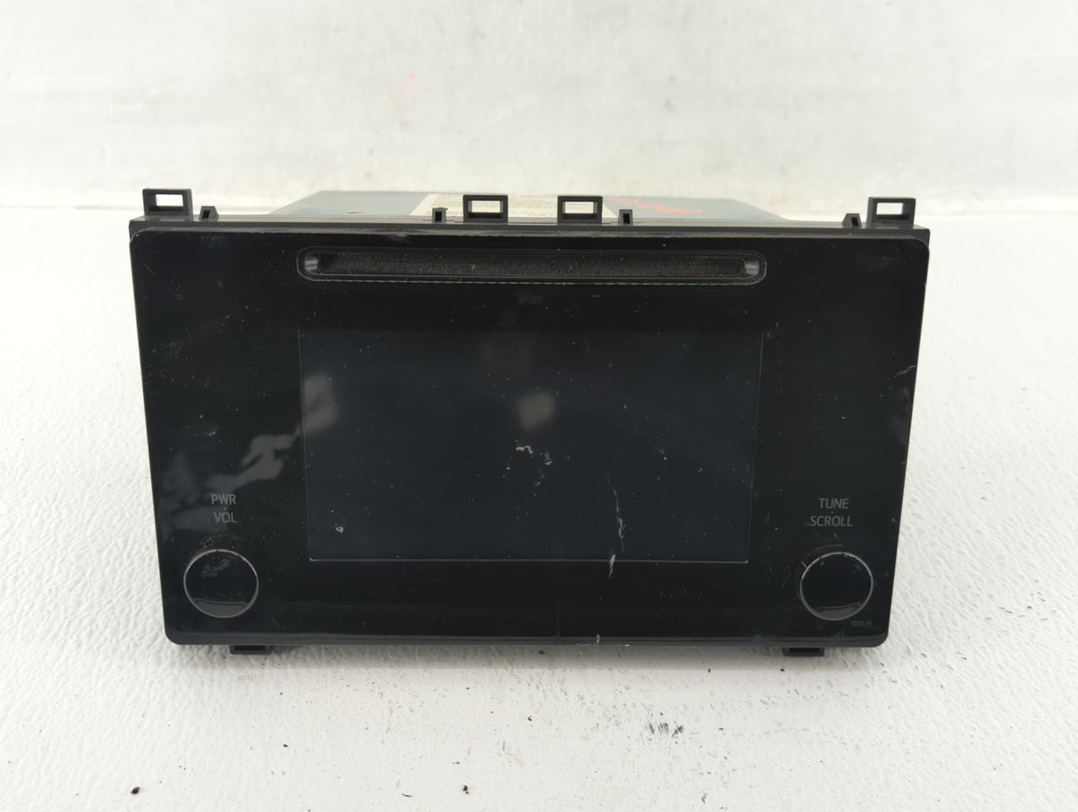 2017-2019 Toyota Corolla Am Fm Cd Player Radio Receiver 515839 - Oemusedautoparts1.com