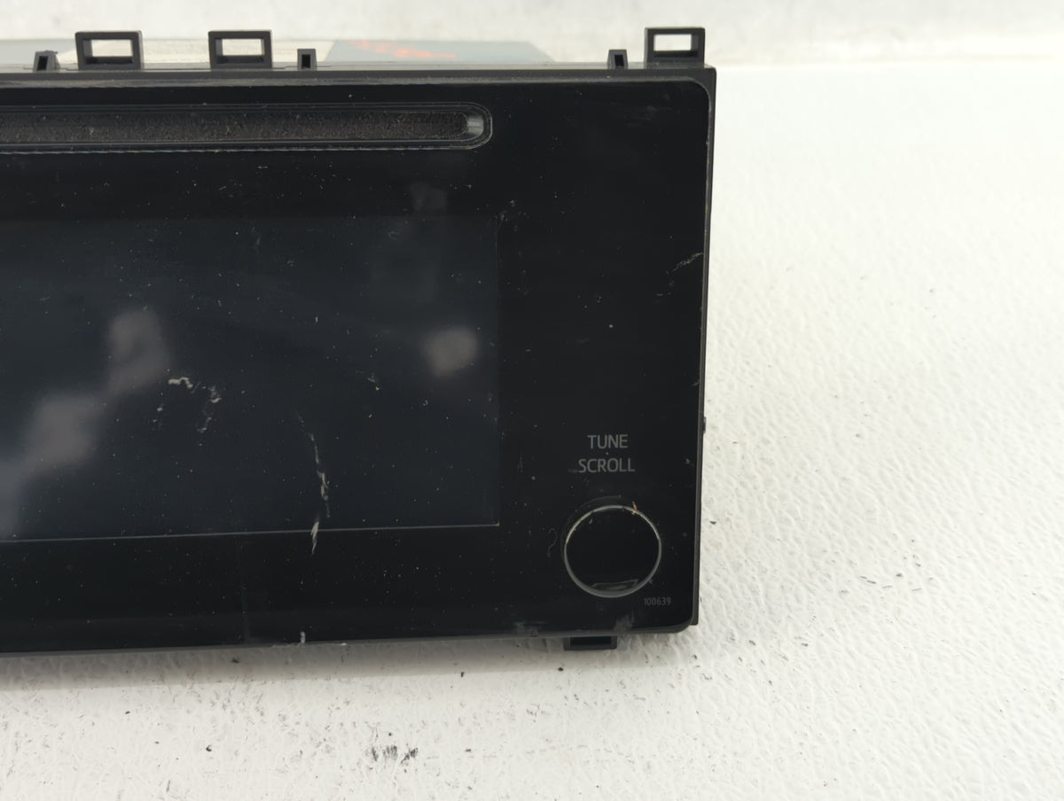 2017-2019 Toyota Corolla Am Fm Cd Player Radio Receiver 515839 - Oemusedautoparts1.com