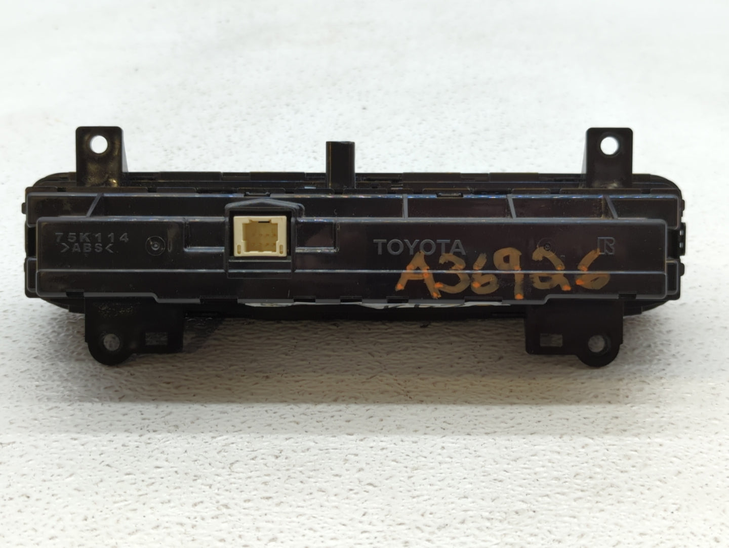 2017-2019 Toyota Corolla Climate Control Module Temperature AC/Heater Replacement P/N:75K114 Fits Fits 2017 2018 2019 OEM Us