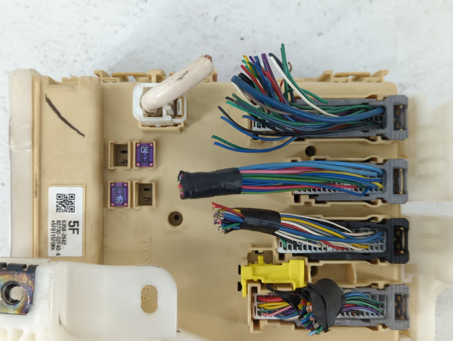 2018 Toyota Corolla Fusebox Fuse Box Panel Relay Module P/N:82730-02F40 82730-02G60, 82730-02G61, 82662-02660 Fits OEM Used 