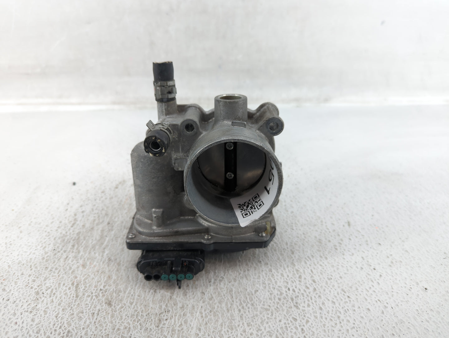 2011-2019 Toyota Corolla Throttle Body P/N:22030-0T080 Fits Fits 2011 2012 2013 2014 2015 2016 2017 2018 2019 OEM Used Auto 