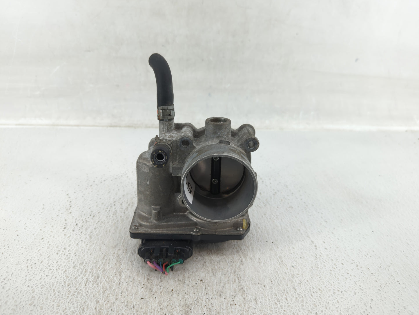 2011-2019 Toyota Corolla Throttle Body P/N:22030-0T080 Fits Fits 2011 2012 2013 2014 2015 2016 2017 2018 2019 OEM Used Auto 