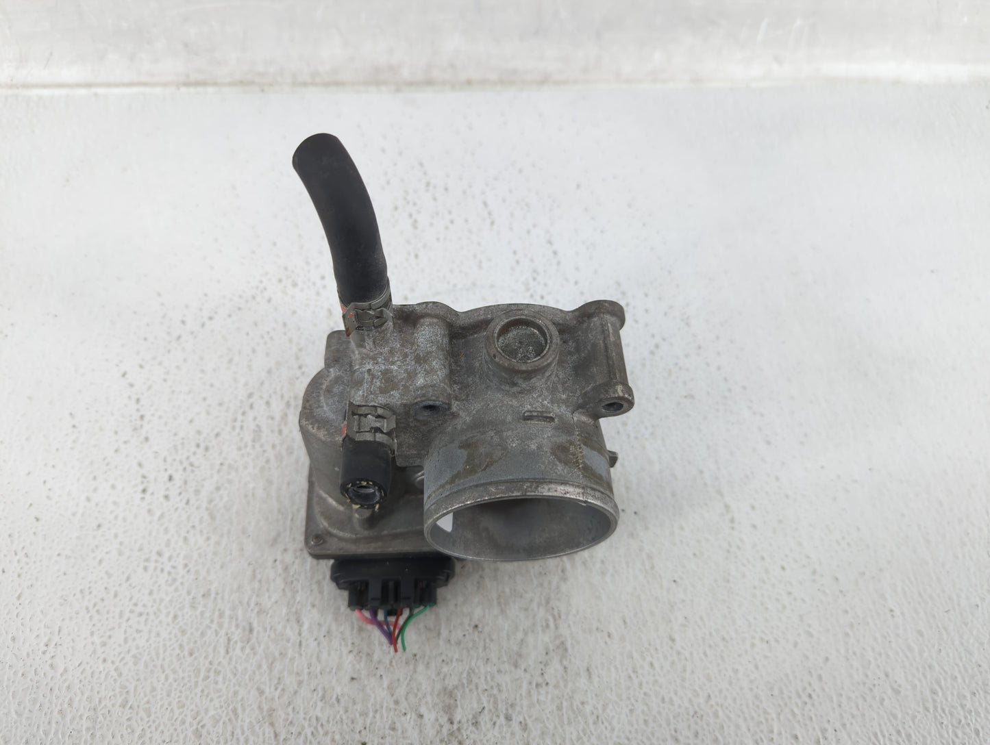 2011-2019 Toyota Corolla Throttle Body P/N:22030-0T080 Fits Fits 2011 2012 2013 2014 2015 2016 2017 2018 2019 OEM Used Auto 